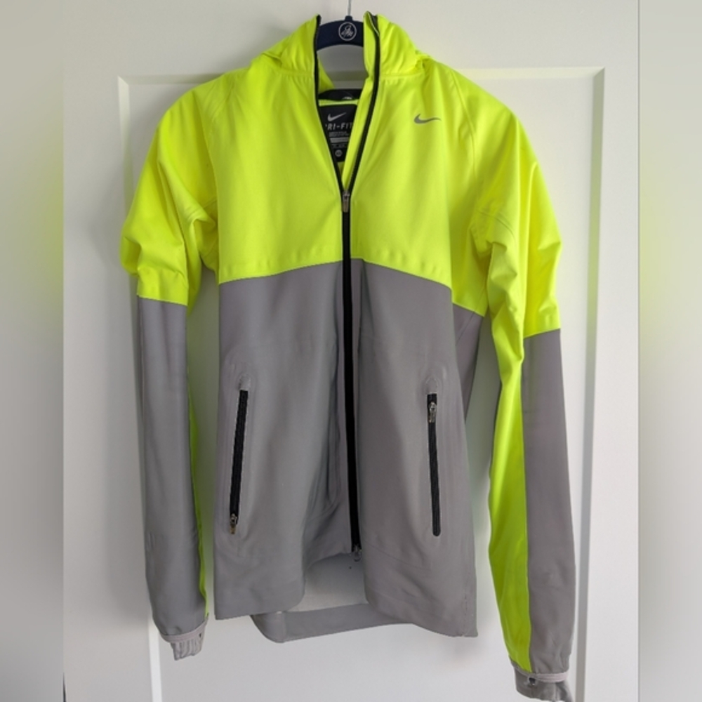 Nike Shield Flash Volt Reflective Jacket - image 2